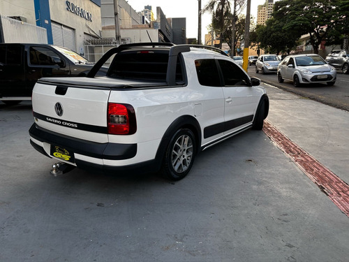 Volkswagen Saveiro 1.6 16v Cross Cab. Dupla Total Flex 2p