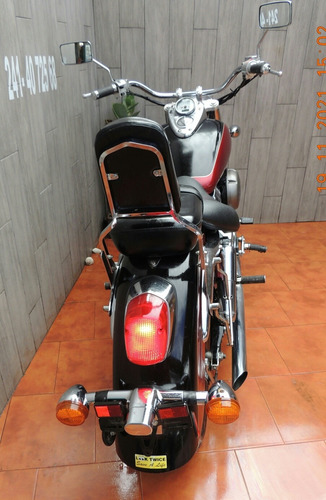 Imagen 10 de 13 de Honda Shadow Vt750