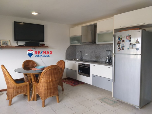 Imagen 4 de 13 de Se Vende Apartamento Comodo En Tucacas, Edificio Isla Nueva.