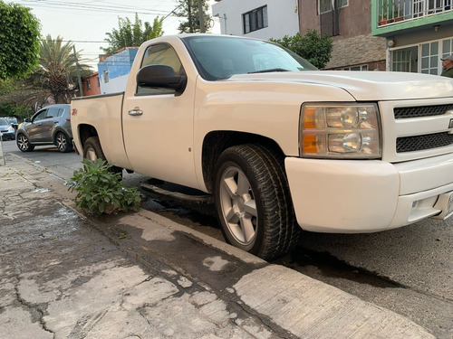 Chevrolet Silverado F Silverado 1500 5vel Cab Reg 4x2 Mt