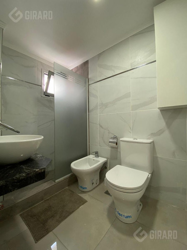 Venta, Departamento 1 Ambiente En Zona La Perla . Apto Credito Bancario