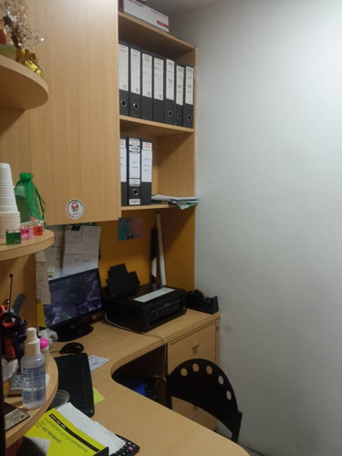 Venta Fondo De Comercio Pizzeria Activa, Full Equipada. Los Chaguaramos Ubicación Muy Transcurrida. Yy