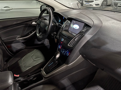 Ford Focus III 2.0 Sedan Se At6