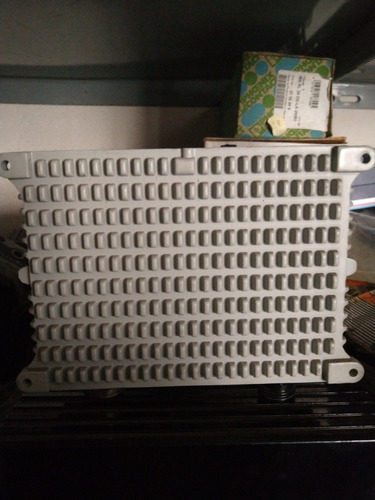 Fuente De Poder Sola P/n Scp 100s24x-dvn 100-240v 24vdc 3a (Usado)