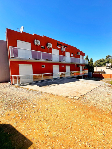 Departamento En Monte Hermoso A 200 Mts Del Mar!
