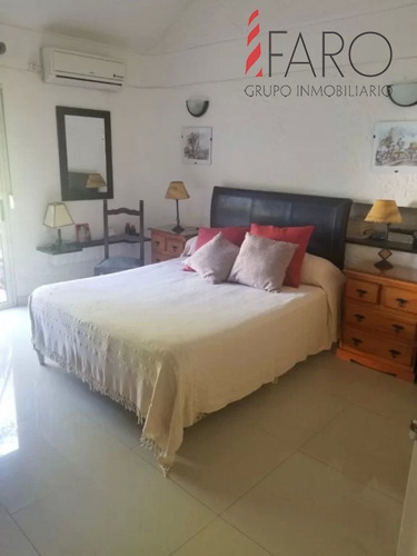 Casa En San Rafael- Ref: 38104