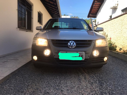 Imagem 8 de 9 de Volkswagen Saveiro Surf 1.6 Prata