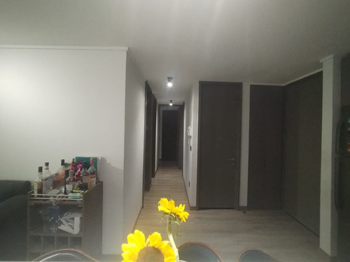 Vive En Amplio Y Semi Nuevo Depto. En Ñuñoa En Venta Uf 7900