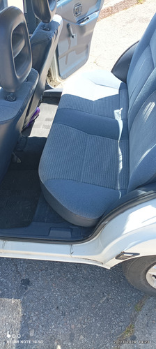 Daihatsu Charade Sedan 1.3 - 16 Válvulas