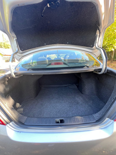Nissan Versa V-drive Plus