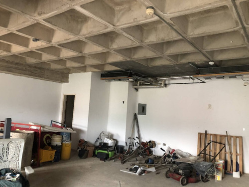 Imagen 7 de 9 de Mm Oficina En Venta En Torre Cristal Naguanagua Cód 168913