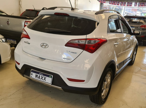 Imagem 4 de 13 de Hyundai Hb20x 1.6 Premium Aut Ano:2015