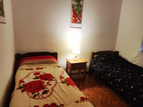 Alquilo Por Día Hermosa Cabaña En Colonia Del Sacramento Para 4 Personas.