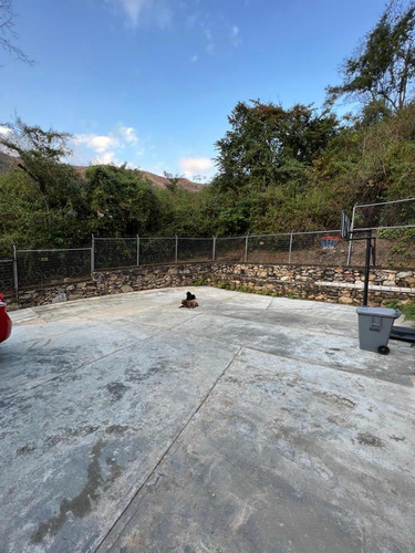 Casa En Venta En Colinas De Guataparo (ac)