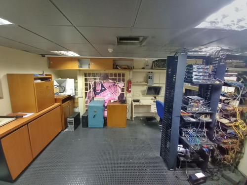 Imagen 4 de 11 de Alquiler Sports Books Local Costa Verde Maracaibo