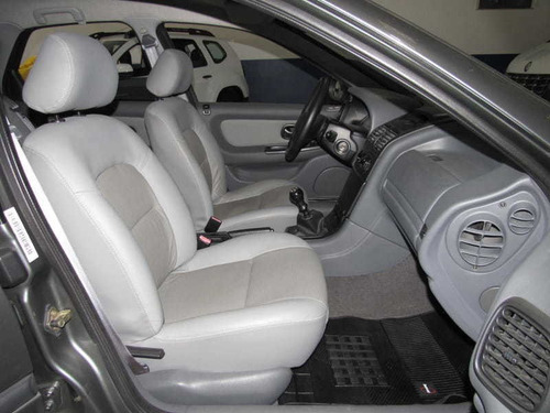 Imagem 13 de 15 de Renault Laguna Rt 2.0 4p