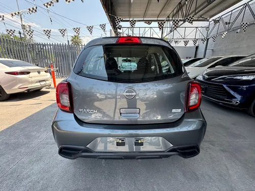 Nissan March 1.6 Sense Mt