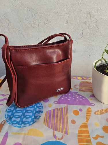 Cartera Marca Genérica  Axul  Rojo Bordó  