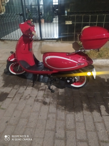 Vendo Mi Moto Italika, Con Poco Uso, Excelentes Condiciones,