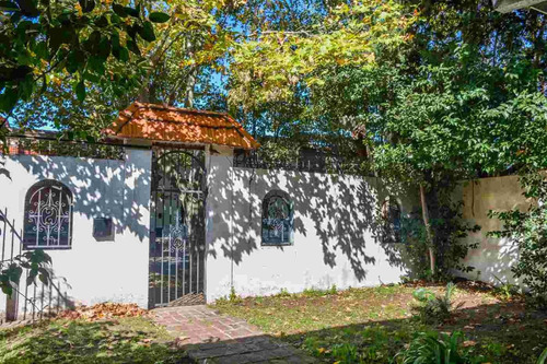 Casa En Venta Adrogue-ideal Inversor-lote 870 M2