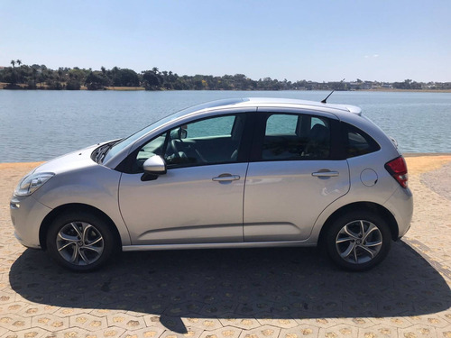 Imagem 2 de 9 de Citroën C3 1.5 Tendance 8v Flex 4p Manual