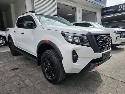 Nissan Frontier 2.5 Pro-4X Dc 4X4 Ta
