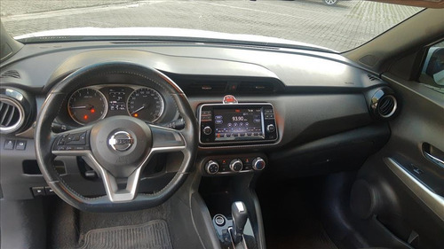 Imagem 10 de 12 de Kicks 1.6 16v Flexstart Sv 4p Xtronic