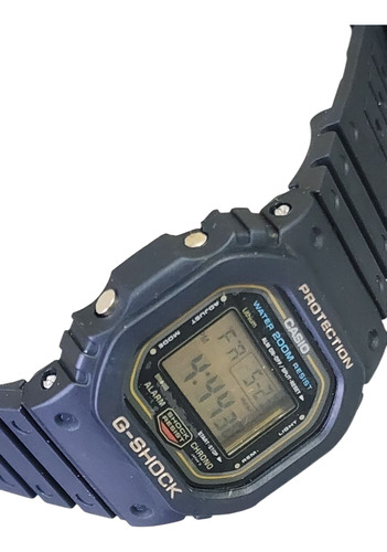 Casio G -shock Dw 5600 Antigo Fundo De Rosca Série Ouro Preto Preto Dourado (Usado)