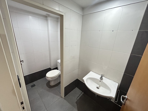 Alquiler Oficina Puerto Madero 125m2 Cochera