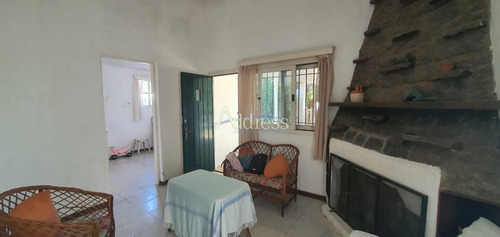 Casa De Época En Amplio Terreno En El Tesoro La Barra - Punta Del Este- Ref: 3044