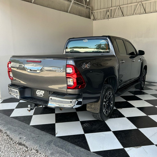 Toyota Hilux 2.8 SRX PLUS 4x4 CD TDI DIESEL AUTOMÁTICO
