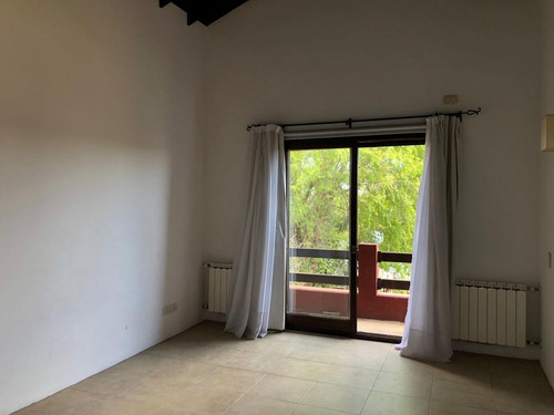 Imagen 21 de 26 de Casa En Venta/alquiler - Al Agua - San Isidro Labrador Villanueva