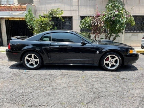 Imagen 2 de 11 de Ford Mustang V6 Edición Especial Piel