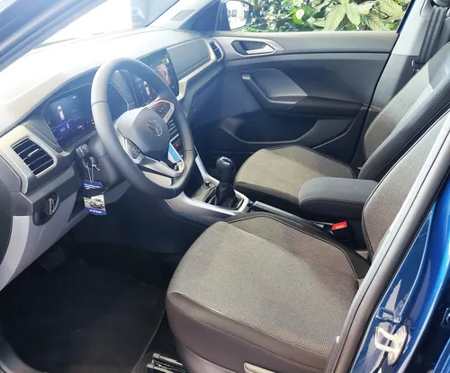 Volkswagen T-Cross TRENDLINE 1.0 TURBO AT ST