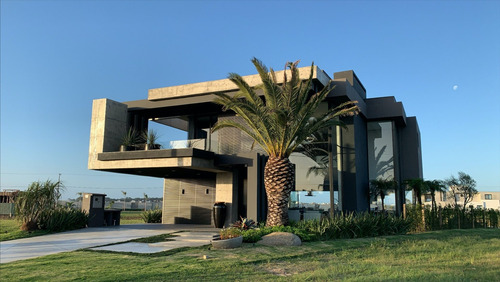 Imagem 18 de 30 de Casa À Venda Em Xangri-lá - Ca01313 - 69245918