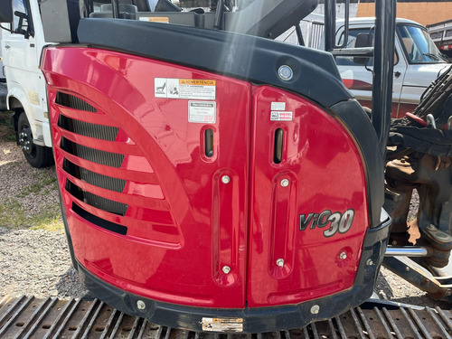 Mini Escavadeira Yanmar Vi030 Ano 2023