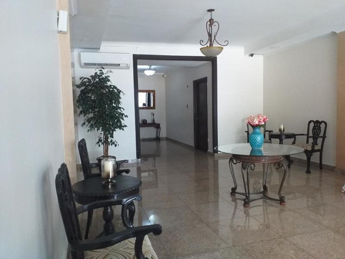 Imagen 2 de 14 de Venta De Apartamento En Ph Aquazul, Bellavista 19-11632