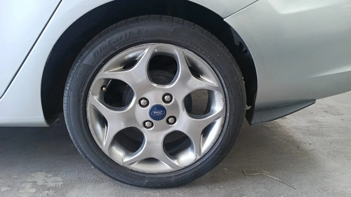 Ford Fiesta 1.6 At