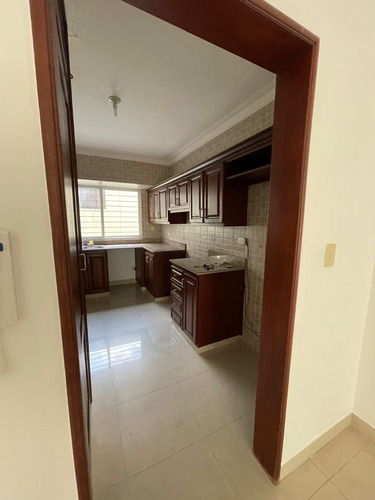 A284 - Piantini | Apartamento De Lujo En Alquiler | 2 Habitaciones + Servicio | $900 Usd | Vistas Panorámicas | #foxpiantini