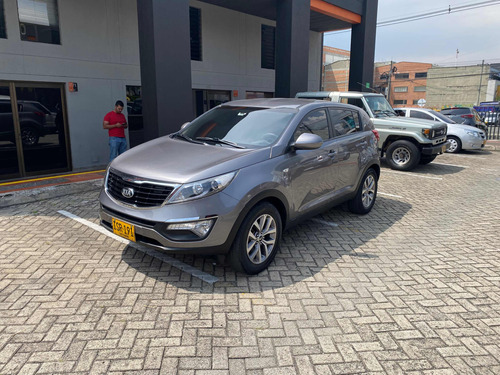 Kia Sportage 2.0 Revolution 166 hp