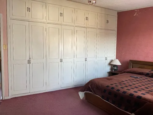 Casa En Venta, A Unos Pasos De Clínica Del Issste, En Privada, Pachuca, Hgo.