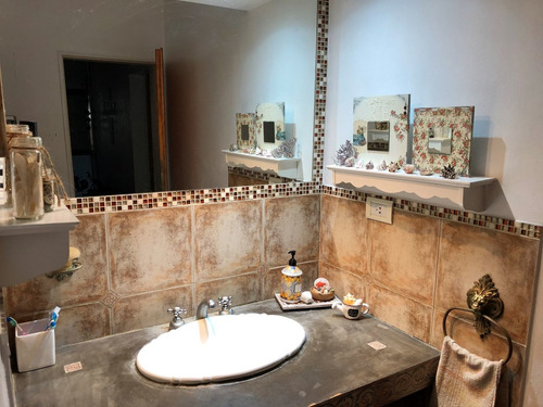 Imagen 21 de 28 de Venta De Casa 4 Amb. Con Pileta, Parque Leloir, Ituzaingo