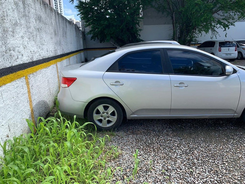 Kia Cerato 2011 - Oferta Recife