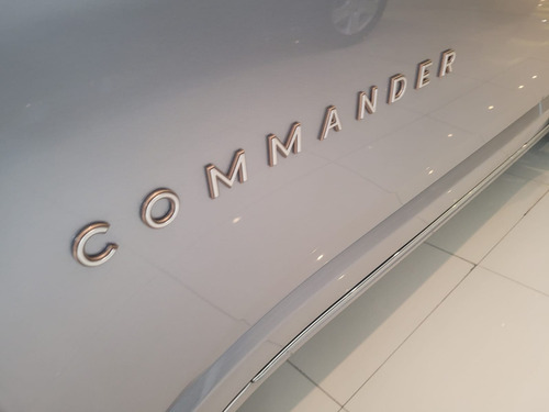 Imagen 5 de 18 de Jeep Commander -