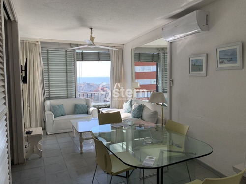 Imagen 3 de 23 de Punta Del Este-2 Dormitorio-vista Al Puerto- Edificio Lafayette