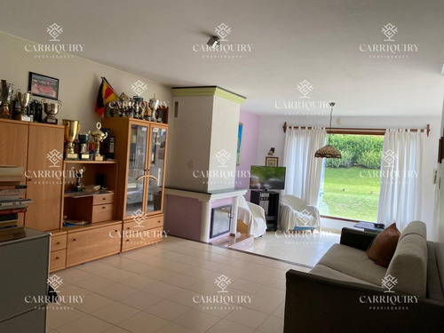 Imagen 4 de 10 de Casa En Venta 4 Dormitorios