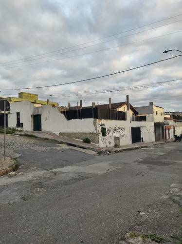 Lote Bairro Esplanada/ Belo Horizonte - 396m² - Possui Estudo De Viabilidade.