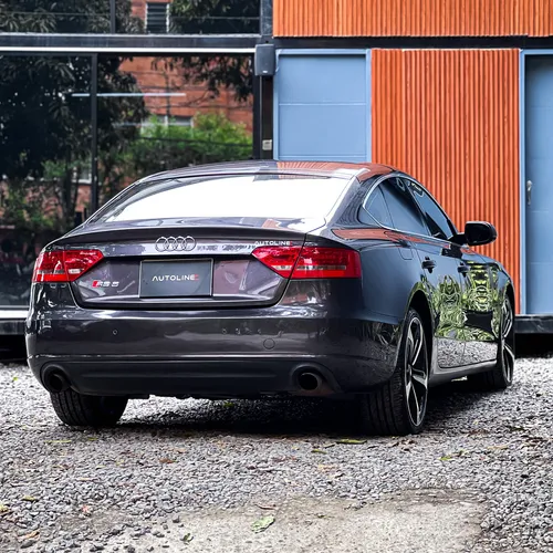 Audi A5 Rs 2011
