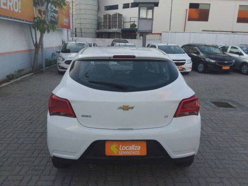 Imagem 2 de 9 de Chevrolet Onix 1.0 Mpfi Lt 8v Flex 4p Manual