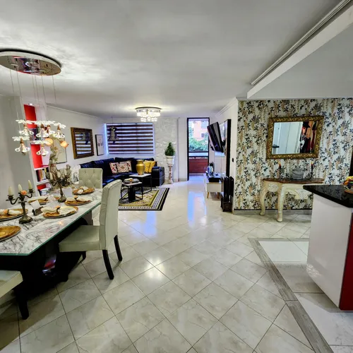 Apartamento En Venta En Los Balsos. Cod V12282